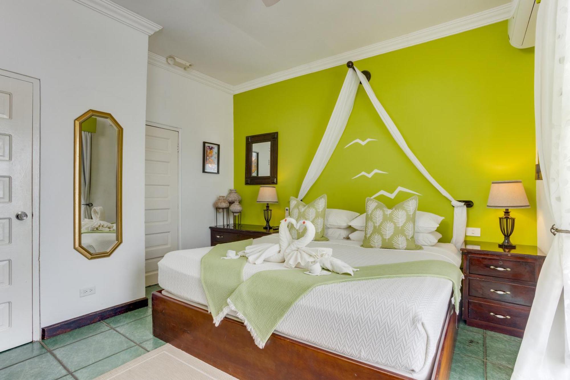 Villa Boscardi Belize City Exterior photo