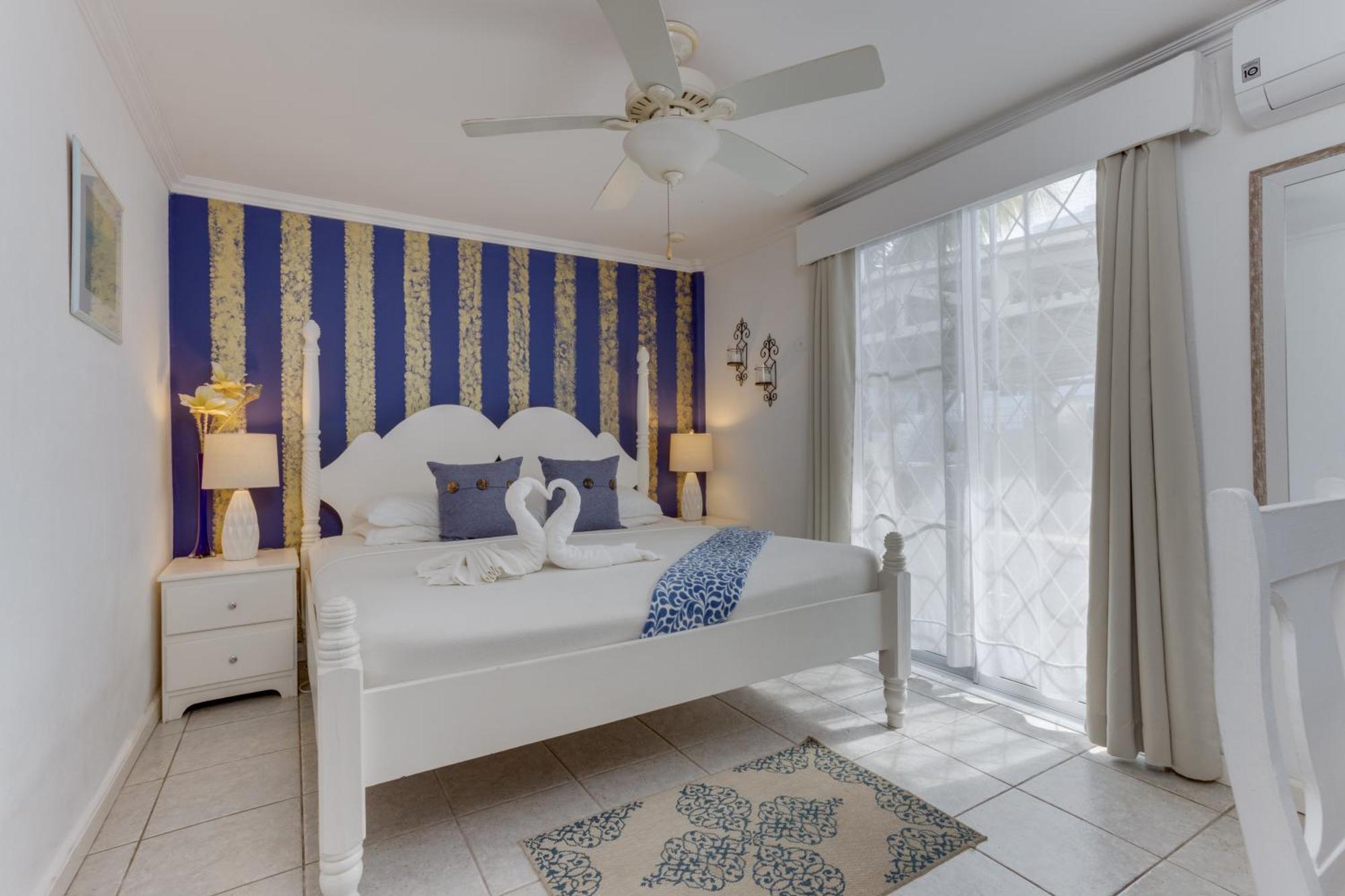 Villa Boscardi Belize City Exterior photo