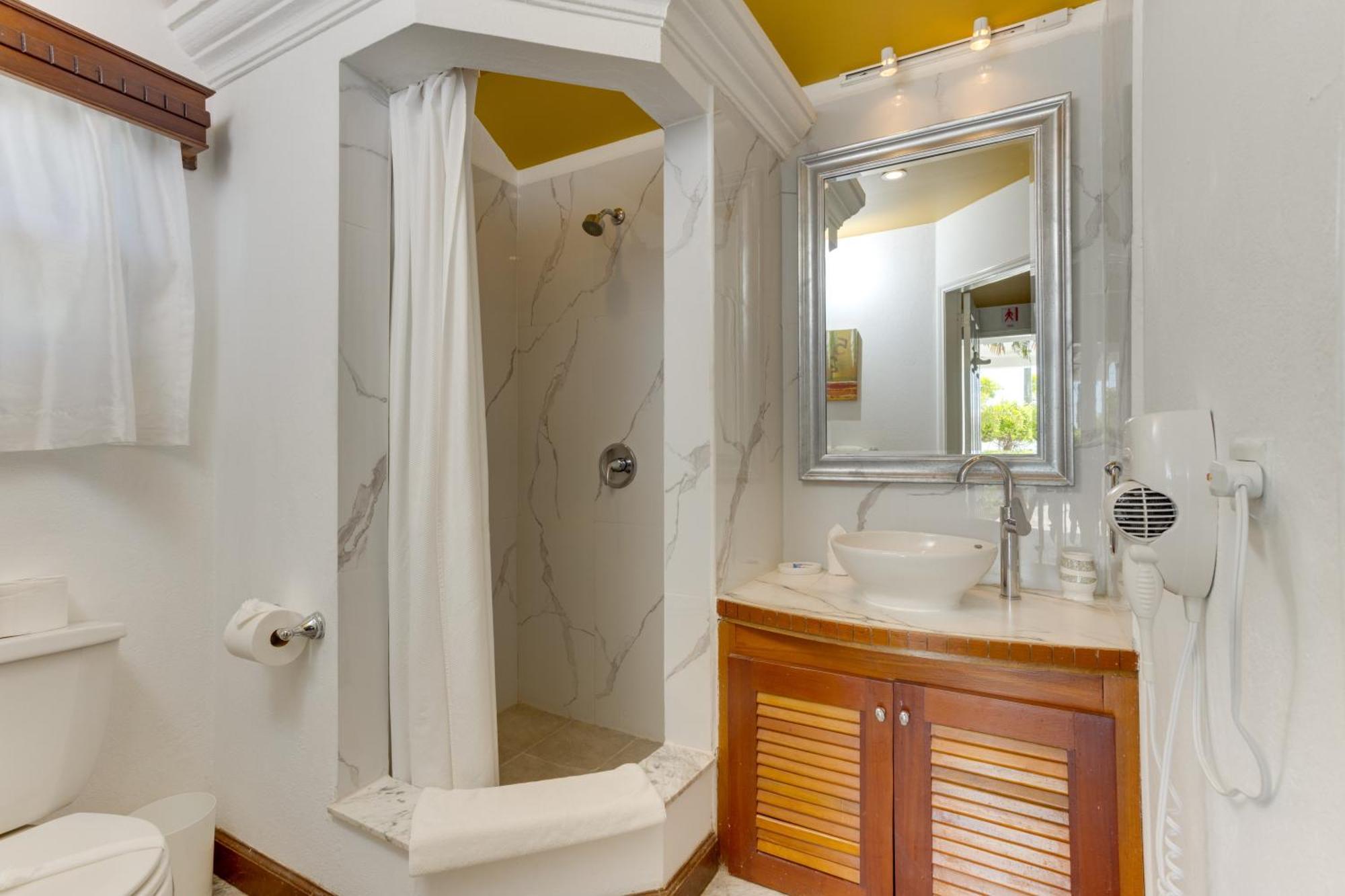 Villa Boscardi Belize City Exterior photo