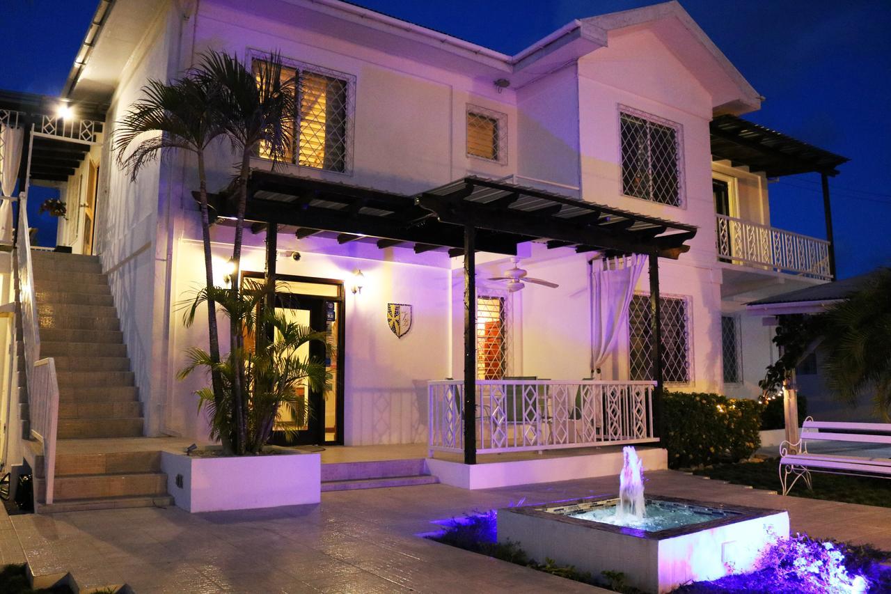 Villa Boscardi Belize City Exterior photo