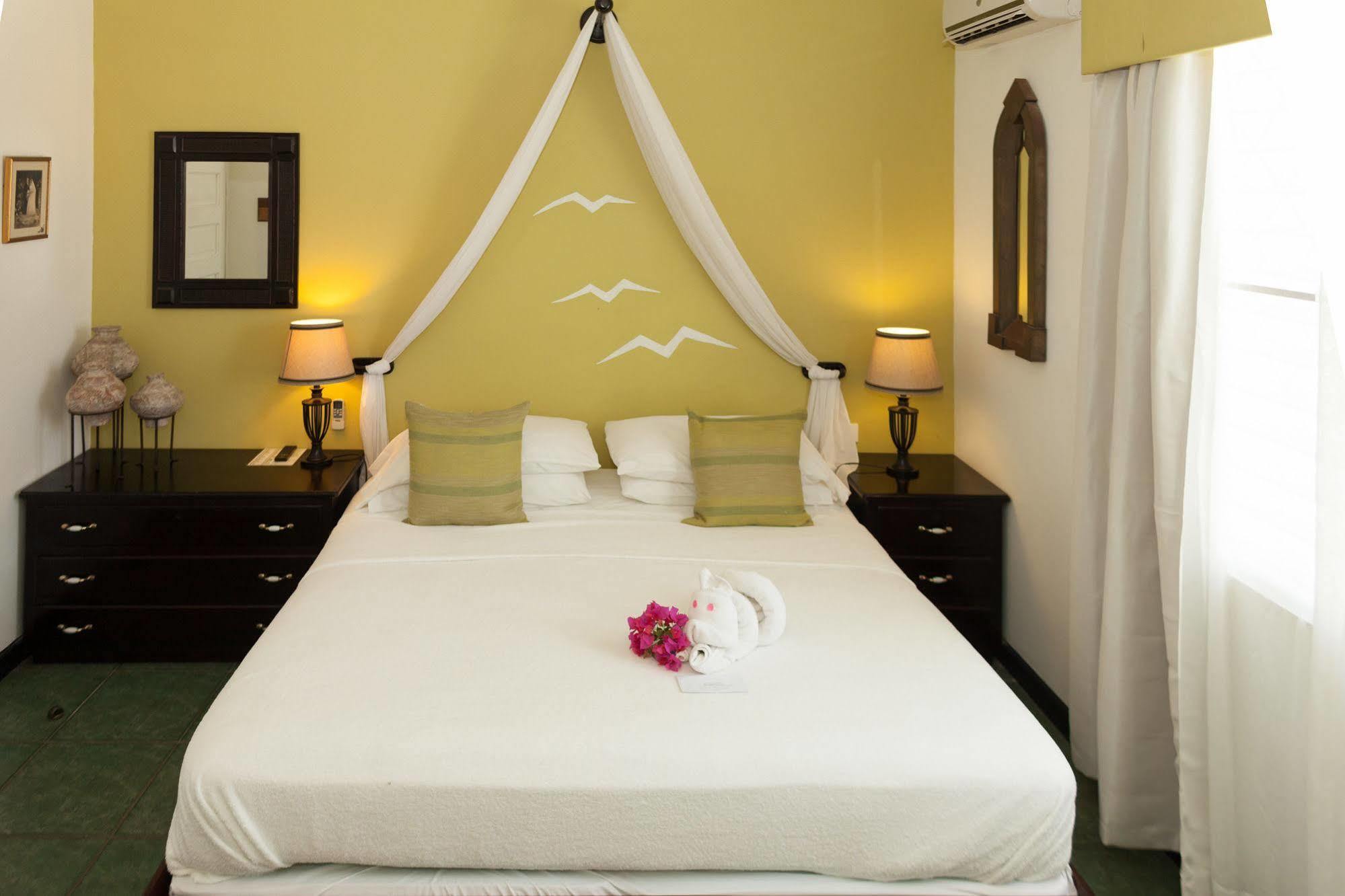 Villa Boscardi Belize City Exterior photo